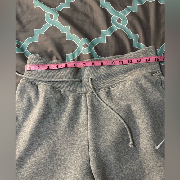 EUC❤️Nike❤️ Women's Dri-FIT One High-Waisted Joggers size Medium - Picture 7 of 7